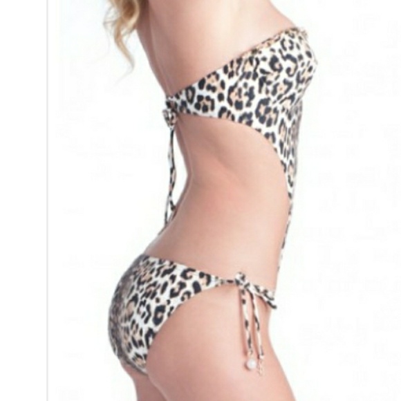 Juicy couture bathing suit - Picture 3 of 3